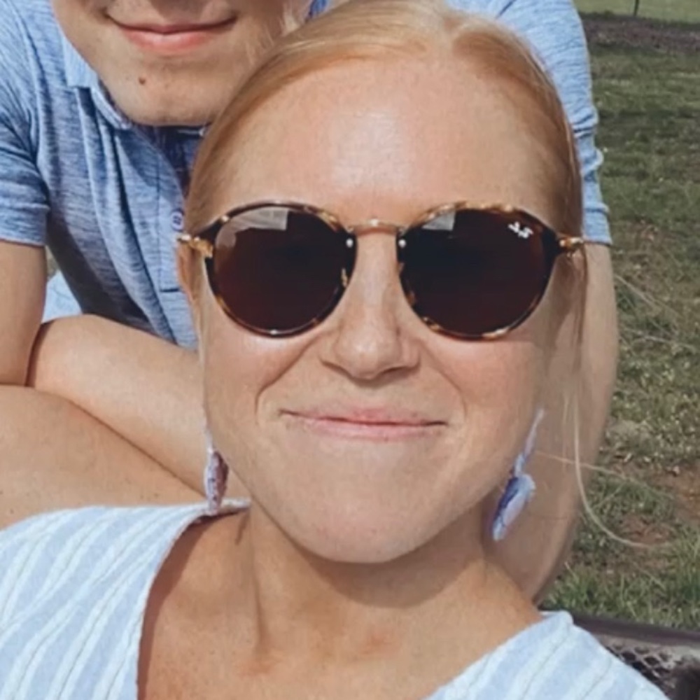 Meet your Posher, Taylor